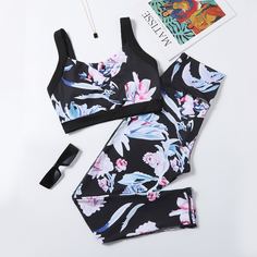 Со цветочками Спортивный комплектный костюм Shein