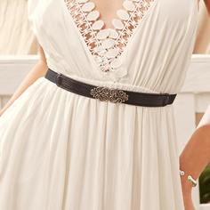 Ремень с металлической пряжкой Shein