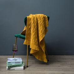 Одноцветное одеяло с бахромой 1шт Shein