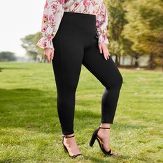 Однотонные кроп леггинсы размера плюс Shein