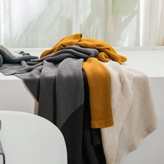 Контрастное вязаное одеяло Shein