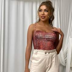 Топ с перекрестными ремешками с крокодиловым узором Shein