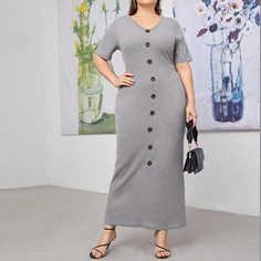 Платье макси размера плюс с v-образным воротником Shein