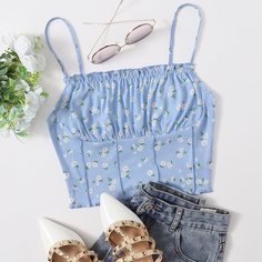 Топ со сборками Shein