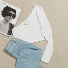 Кроп футболка на одно плечо Shein