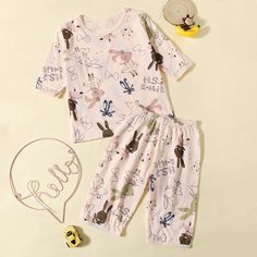 Шорты и футболка с мультипликационным принтом для девочек Shein