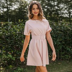 платье с поясом и оригинальным рукавом Shein