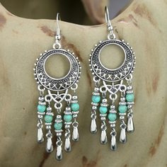 Серьги-подвески с бисерами и бахромой Shein