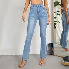 Однотонные джинсы-клеш Shein