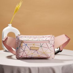 Поясная сумка с геометрическим рисунком Shein