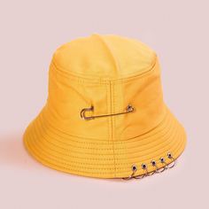 Шляпа с круглым декором Shein