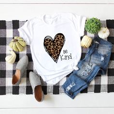 Футболка с леопардовым принтом Shein