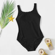 с фестонами Одноцветный милый Купальники для девочек Shein