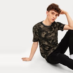 Для мужчин камуфляжная футболка Shein