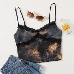 Укороченный топ на бретельках с кружевной отделкой красить Shein