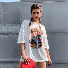 Футболка оверсайз с оригинальным принтом Shein