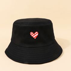 Шляпа с принтом сердца Shein