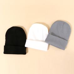 3шт мужская однотонная шапка Shein