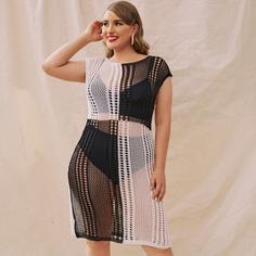 Двухцветная вязаная накидка размера плюс Shein