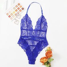 Кружевное боди с глубоким разрезом Shein