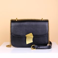 Сумка через плечо с цепочкой Shein