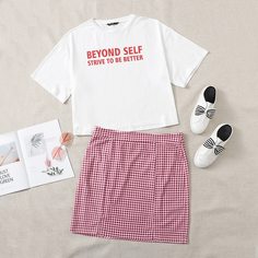 Юбка в клетку и футболка с текстовым принтом размера плюс Shein