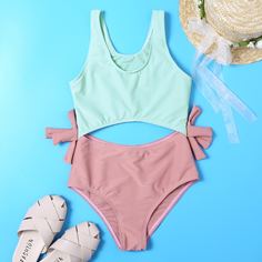 Контрастный слитный купальник с разрезом для девочек Shein