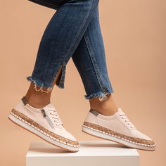 на шнурках Одноцветный Модный Кроссовки Shein