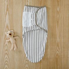 Контрастная отделка Полосатый Спальный мешок для малышей Shein