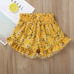 С оборками цветочный Бохо Шорты для девочек Shein