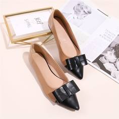 Двухцветные балетки Shein
