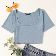 Вязаная короткая футболка в рубчик Shein