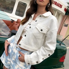 Укороченная джинсовая куртка с клапаном на плечах и карманом Shein