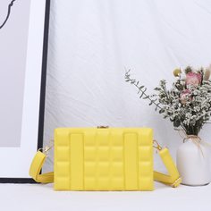 Стеганая сумка через плечо Shein