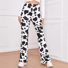 Расклешенные брюки с коровьим принтом Shein