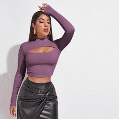 Трикотажная короткая футболка с разрезом Shein