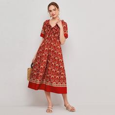 Платье с узлом и принтом Shein