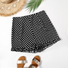 Шорты размера плюс в горошек Shein