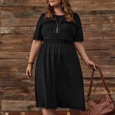 Однотонное расклешенное платье размера плюс с кружевом Shein