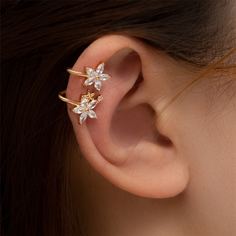 Клипсы в форме цветка со стразами Shein