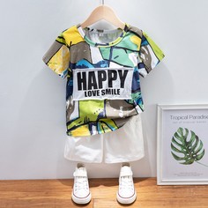 Шорты и футболка с текстовым принтом для мальчиков Shein