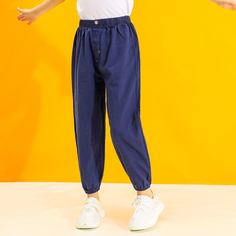 Однотонные брюки с эластичной талией для мальчиков Shein