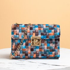 Красочная сумка на цепочке Shein