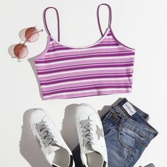 Короткий топ в полоску на подтяжках Shein
