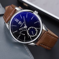 Мужские круглые стрелочные кварцевые часы Shein