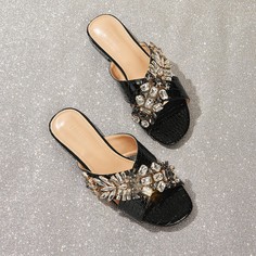 Сандалии с крокодиловым тиснением и стразами Shein