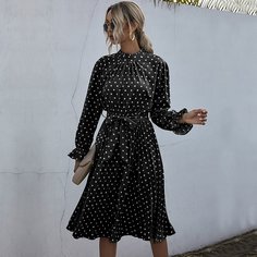 Плиссированное платье с поясом в горошек Shein