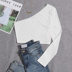 Кроп футболка на одно плечо Shein