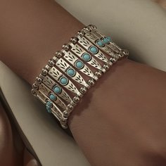 Металлический браслет с бирюзами Shein