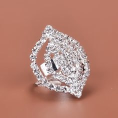 Кольцо со стразами Shein